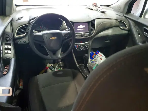 3GNCJKSB8JL329545 2018 CHEVROLET TRAX - Image 8