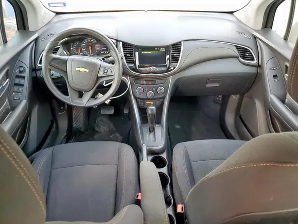 3GNCJKSB8JL402395 2018 CHEVROLET TRAX - Image 8