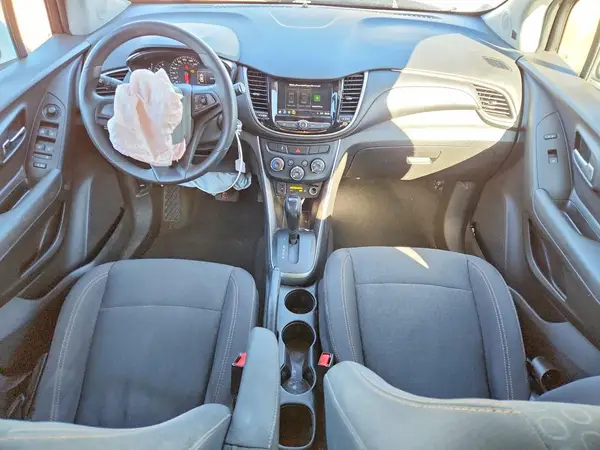 3GNCJKSB8JL416233 2018 CHEVROLET TRAX - Image 8