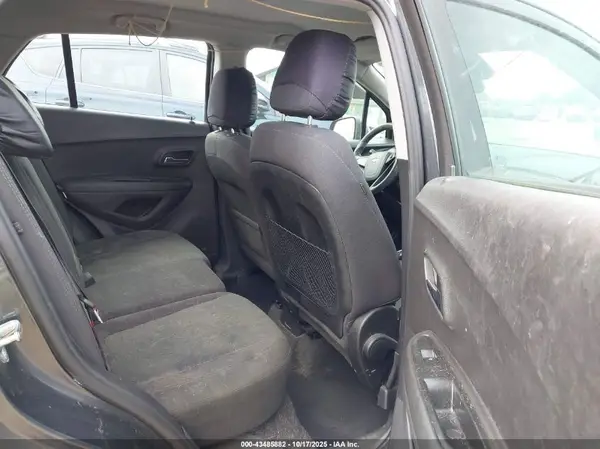 3GNCJKSB8KL132750 2019 CHEVROLET TRAX - Image 8