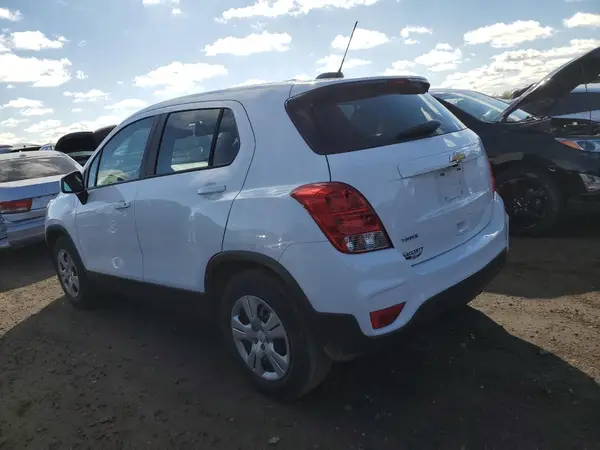 3GNCJKSB8KL143098 2019 CHEVROLET TRAX - Image 2