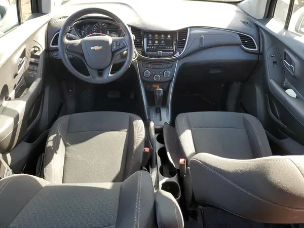3GNCJKSB8KL143098 2019 CHEVROLET TRAX - Image 8