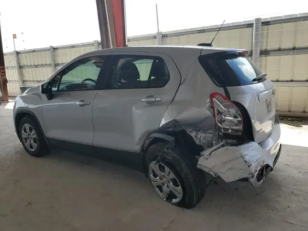 3GNCJKSB8KL155526 2019 CHEVROLET TRAX - Image 2
