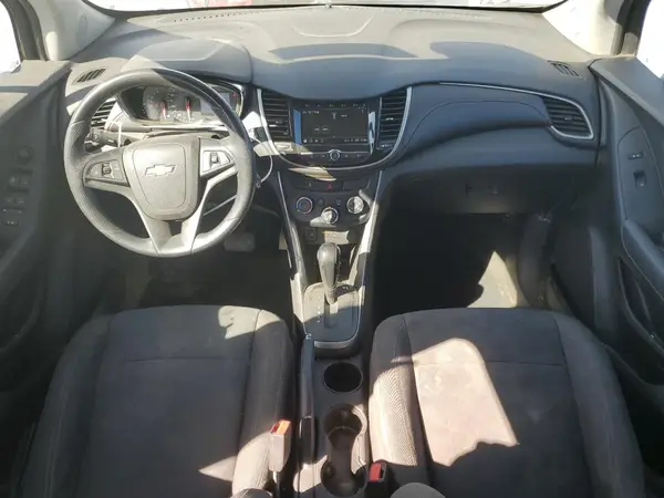 3GNCJKSB8KL168700 2019 CHEVROLET TRAX - Image 8