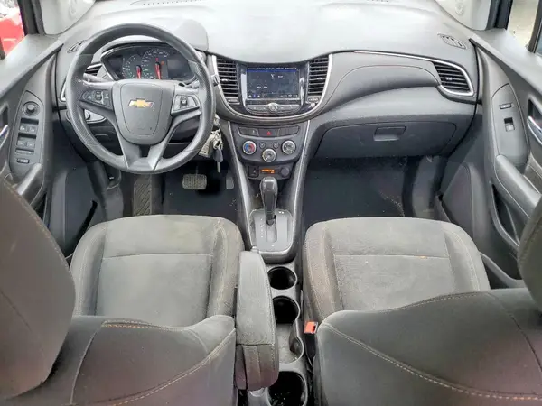 3GNCJKSB8KL193760 2019 CHEVROLET TRAX - Image 8