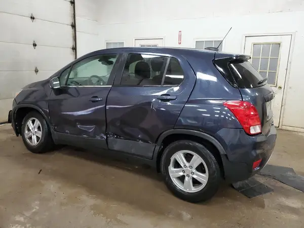 3GNCJKSB8KL252810 2019 CHEVROLET TRAX - Image 2