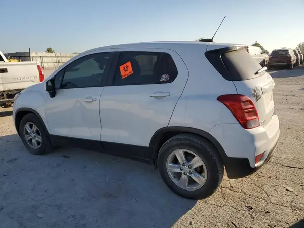 3GNCJKSB8KL266688 2019 CHEVROLET TRAX - Image 2