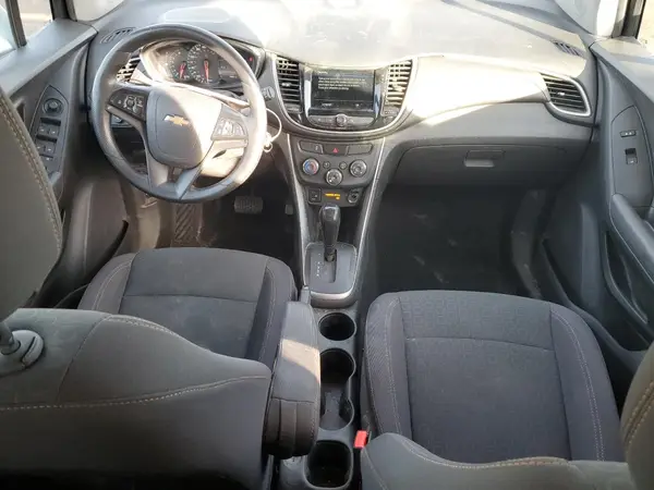 3GNCJKSB8KL278825 2019 CHEVROLET TRAX - Image 8