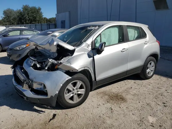 3GNCJKSB8KL286407 2019 CHEVROLET TRAX - Image 1