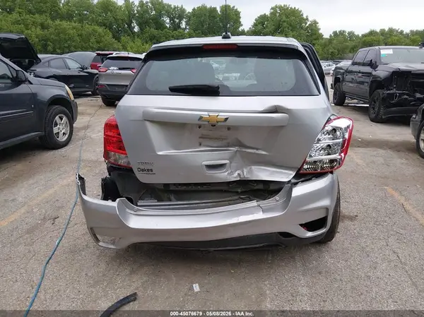 3GNCJKSB8KL341132 2019 CHEVROLET TRAX - Image 6