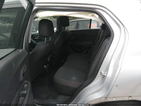 3GNCJKSB8KL341132 2019 CHEVROLET TRAX - Image 8