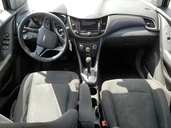 3GNCJKSB8KL348856 2019 CHEVROLET TRAX - Image 8