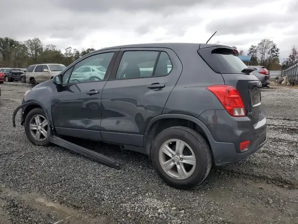 3GNCJKSB8KL366399 2019 CHEVROLET TRAX - Image 2