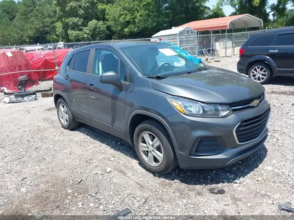 3GNCJKSB8KL385857 2019 CHEVROLET TRAX - Image 1