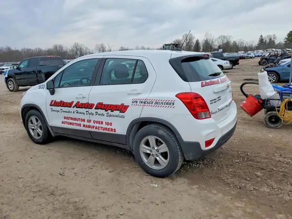 3GNCJKSB8KL402138 2019 CHEVROLET TRAX - Image 2