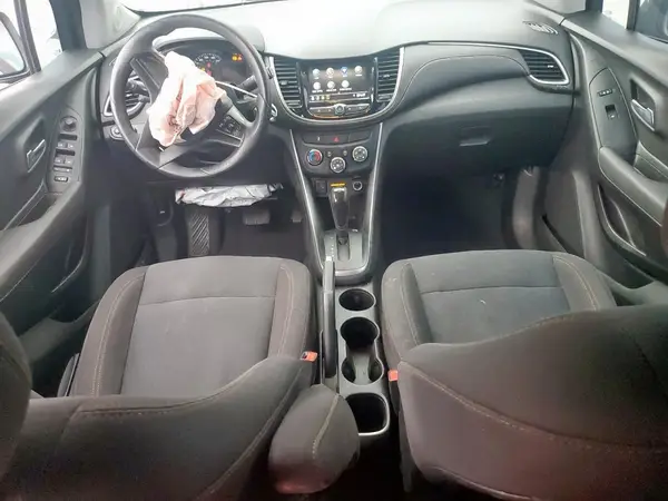 3GNCJKSB8LL112466 2020 CHEVROLET TRAX - Image 8