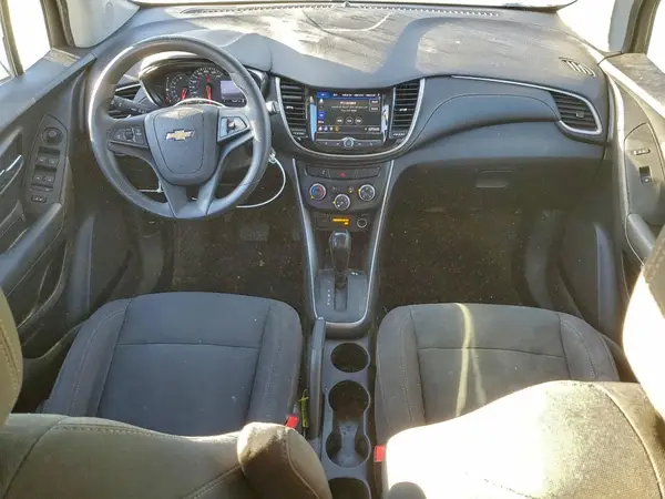 3GNCJKSB8LL119224 2020 CHEVROLET TRAX - Image 8