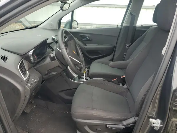 3GNCJKSB8LL124911 2020 CHEVROLET TRAX - Image 8