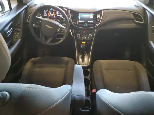 3GNCJKSB8LL130157 2020 CHEVROLET TRAX - Image 8