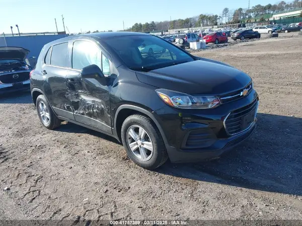 3GNCJKSB8LL134449 2020 CHEVROLET TRAX - Image 1