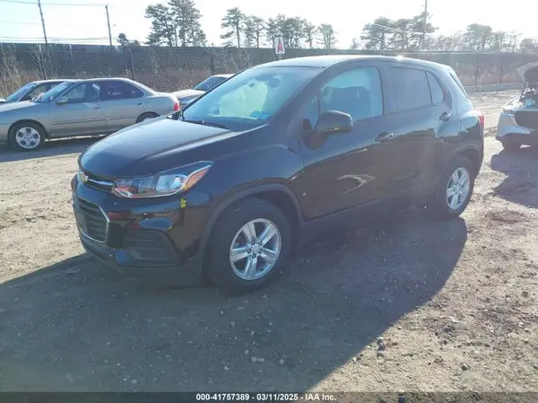 3GNCJKSB8LL134449 2020 CHEVROLET TRAX - Image 2