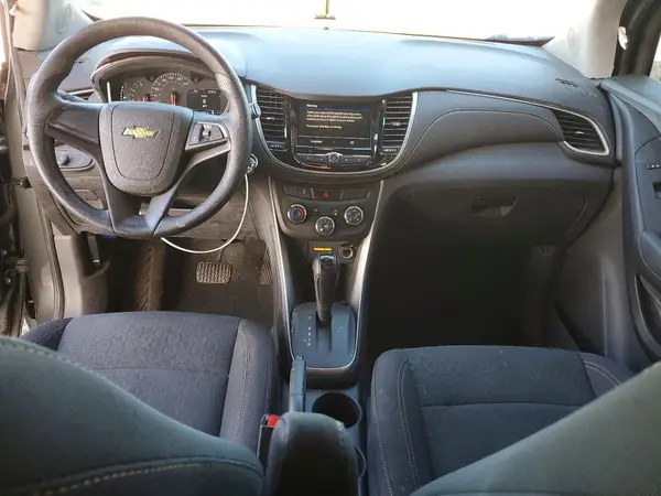 3GNCJKSB8LL145189 2020 CHEVROLET TRAX - Image 8