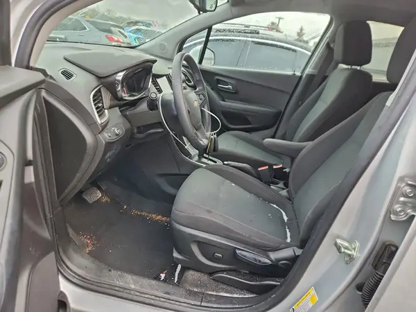 2020 CHEVROLET TRAX auction photo 7