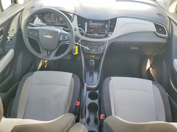 3GNCJKSB8LL165023 2020 CHEVROLET TRAX - Image 8
