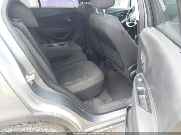 3GNCJKSB8LL176135 2020 CHEVROLET TRAX - Image 8