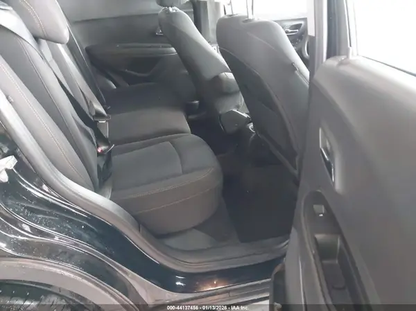 3GNCJKSB8LL179522 2020 CHEVROLET TRAX - Image 8