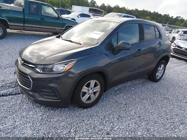 3GNCJKSB8LL190200 2020 CHEVROLET TRAX - Image 2