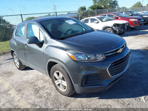 3GNCJKSB8LL216634 2020 CHEVROLET TRAX - Image 1