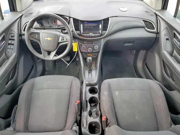 3GNCJKSB8LL232557 2020 CHEVROLET TRAX - Image 8