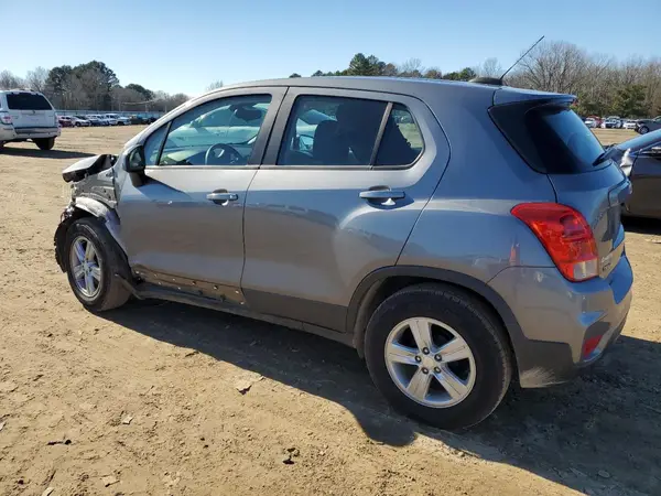3GNCJKSB8LL268362 2020 CHEVROLET TRAX - Image 2