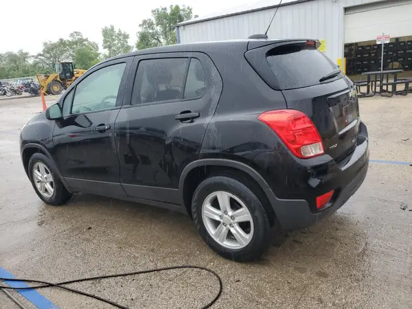 3GNCJKSB8LL296338 2020 CHEVROLET TRAX - Image 2
