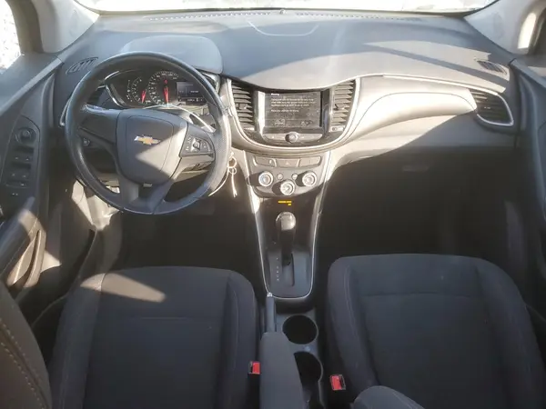 3GNCJKSB8LL306849 2020 CHEVROLET TRAX - Image 8