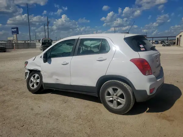 3GNCJKSB8LL311291 2020 CHEVROLET TRAX - Image 2