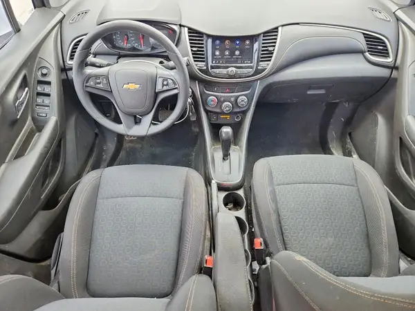 3GNCJKSB8LL317267 2020 CHEVROLET TRAX - Image 8
