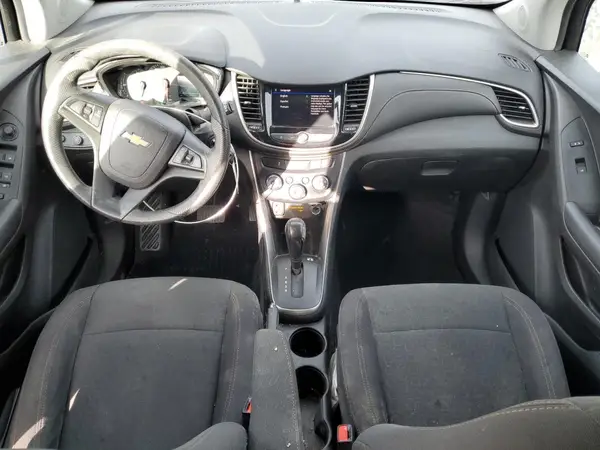 3GNCJKSB8LL318967 2020 CHEVROLET TRAX - Image 8