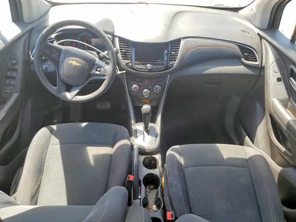 3GNCJKSB8LL334375 2020 CHEVROLET TRAX - Image 8