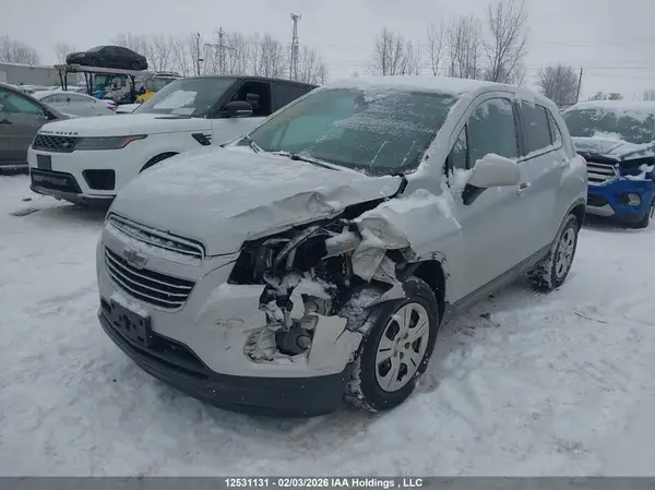 3GNCJKSB9GL128519 2016 CHEVROLET TRAX - Image 2