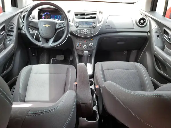 3GNCJKSB9GL152769 2016 CHEVROLET TRAX - Image 8