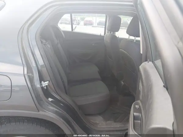 3GNCJKSB9GL246571 2016 CHEVROLET TRAX - Image 8
