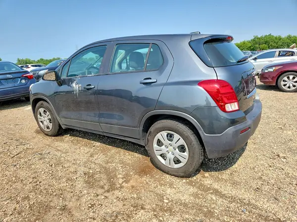 3GNCJKSB9GL249390 2016 CHEVROLET TRAX - Image 2