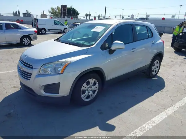 3GNCJKSB9GL254489 2016 CHEVROLET TRAX - Image 2