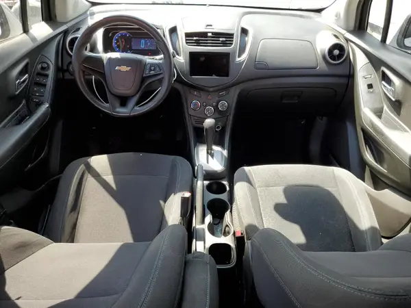 3GNCJKSB9GL266240 2016 CHEVROLET TRAX - Image 8