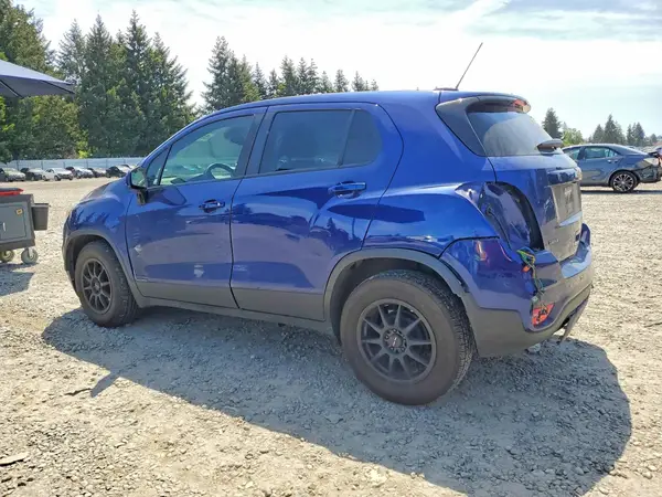 3GNCJKSB9HL153423 2017 CHEVROLET TRAX - Image 2