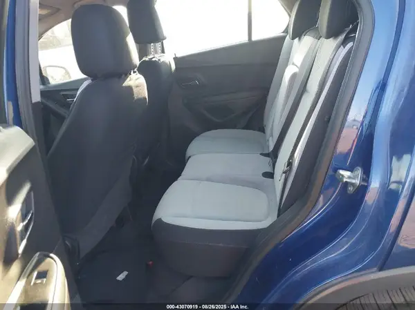 3GNCJKSB9HL156872 2017 CHEVROLET TRAX - Image 8