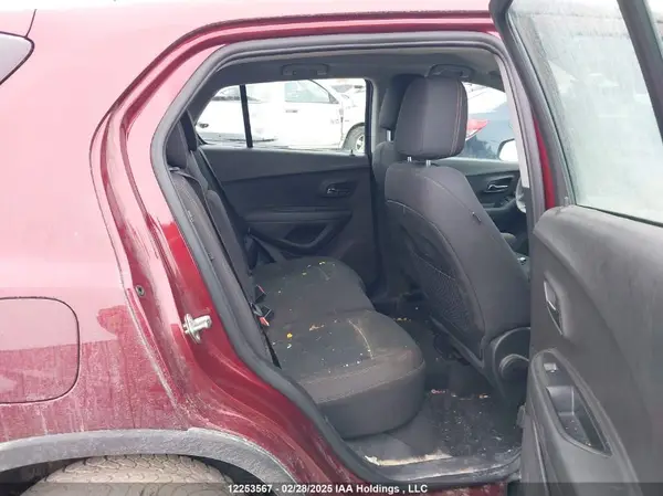 3GNCJKSB9HL181061 2017 CHEVROLET TRAX - Image 8