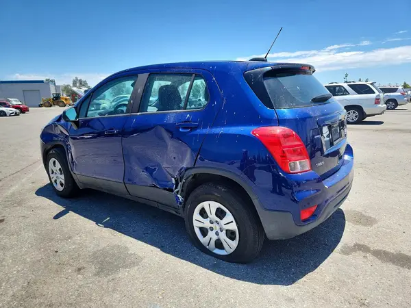 3GNCJKSB9HL182470 2017 CHEVROLET TRAX - Image 2